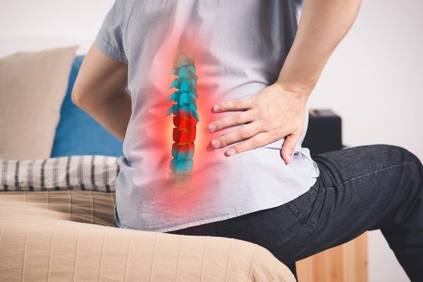 10 Faktor Risiko yang Bisa Memicu Sakit Punggung Kronis