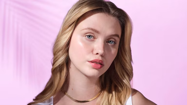 5 Cara Mengembalikan Warna Bibir Alami yang Memudar